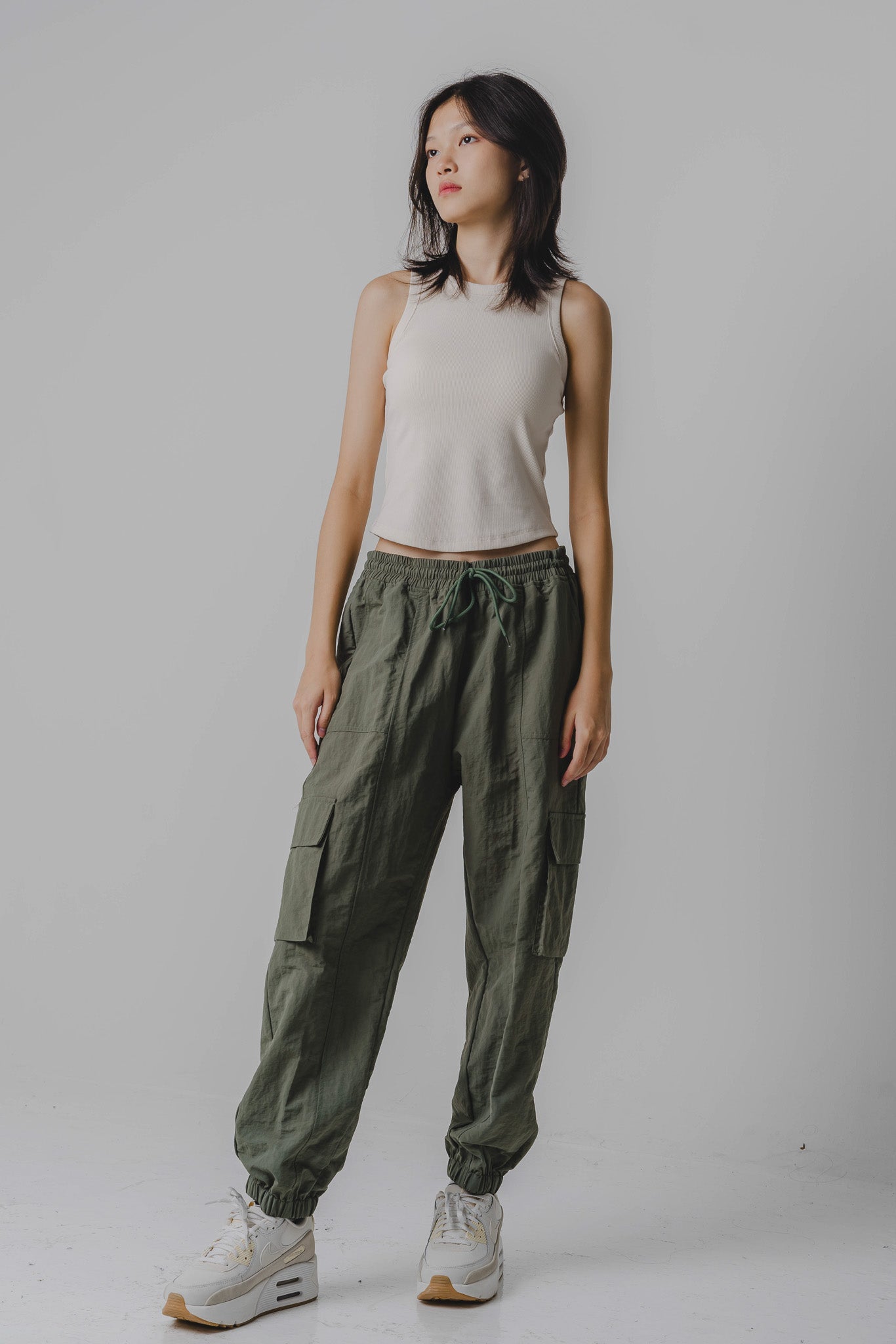 Zach Nylon Cargo Pants in Moss