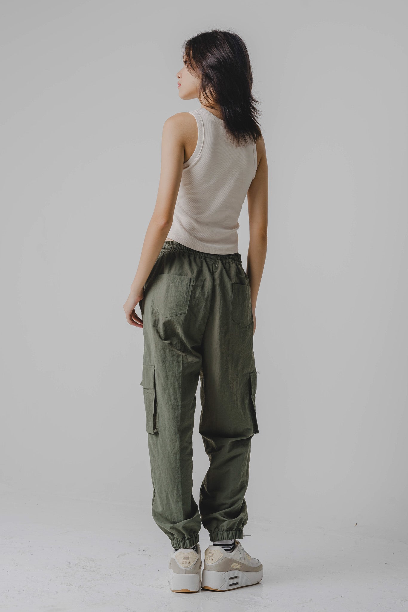 Zach Nylon Cargo Pants in Moss