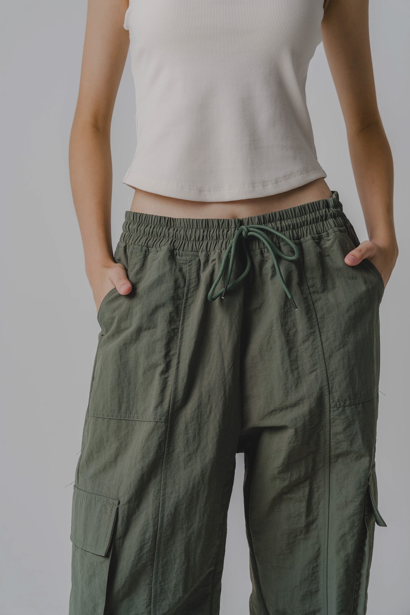 Zach Nylon Cargo Pants in Moss