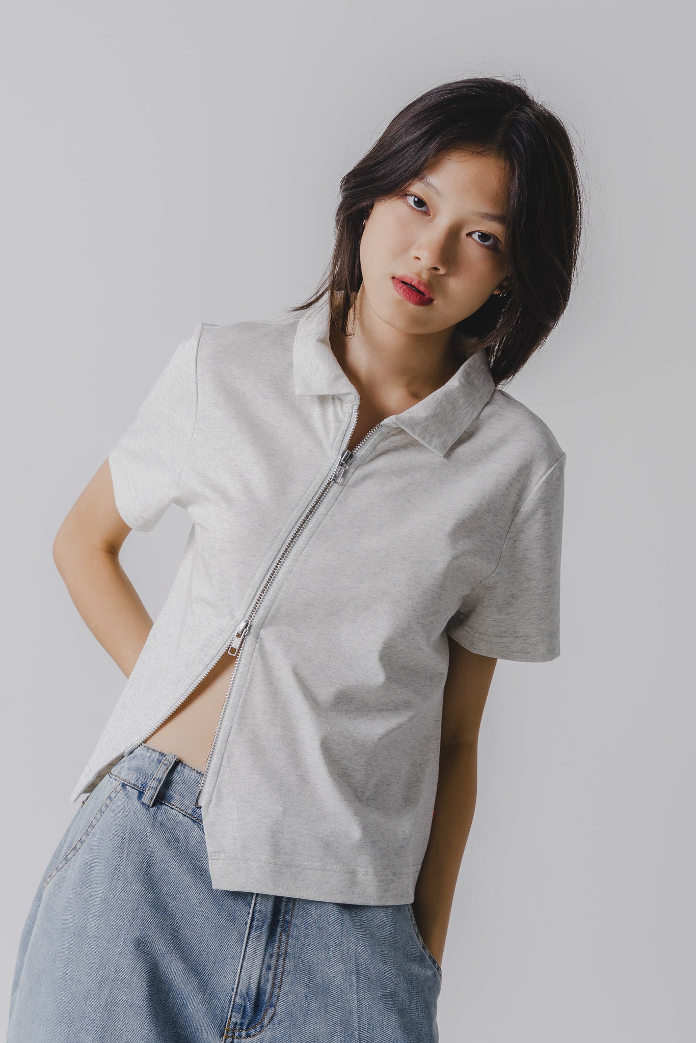 Slant Zip Cropped Polo Tee in Light Grey