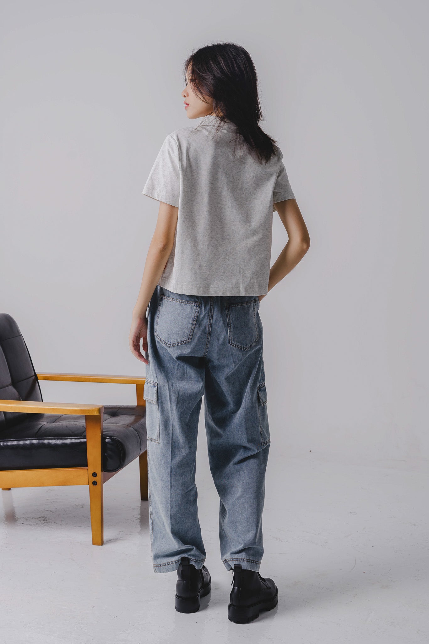 Slant Zip Cropped Polo Tee in Light Grey