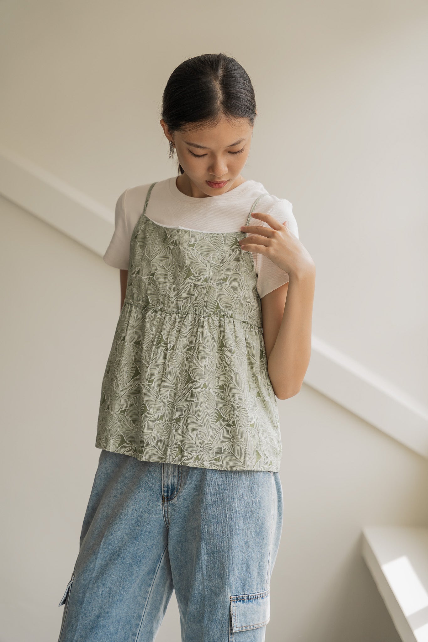 Leaf Print Babydoll Blouse in Green