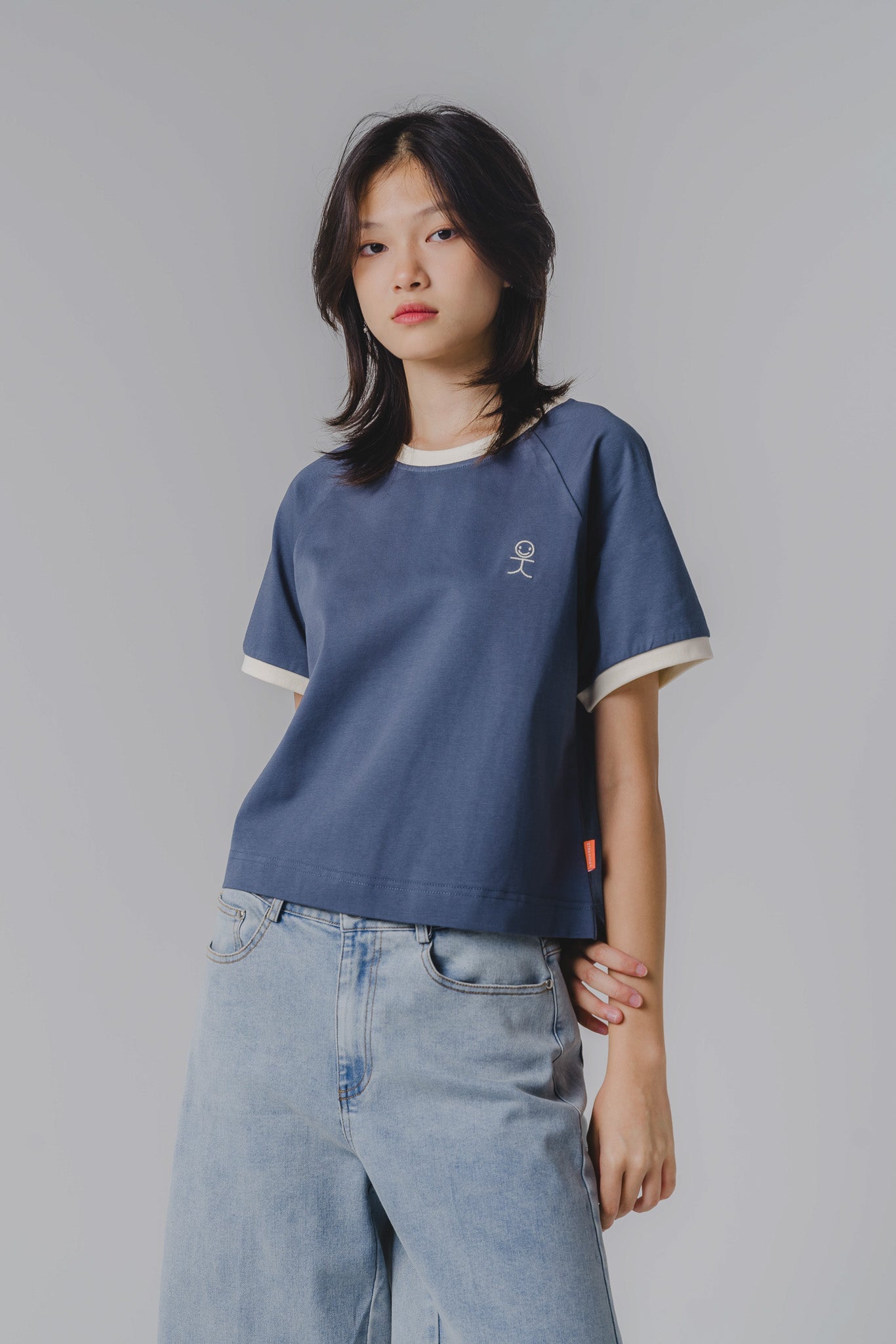 Smiley Logo Vintage Tee in Dark Blue & Cream