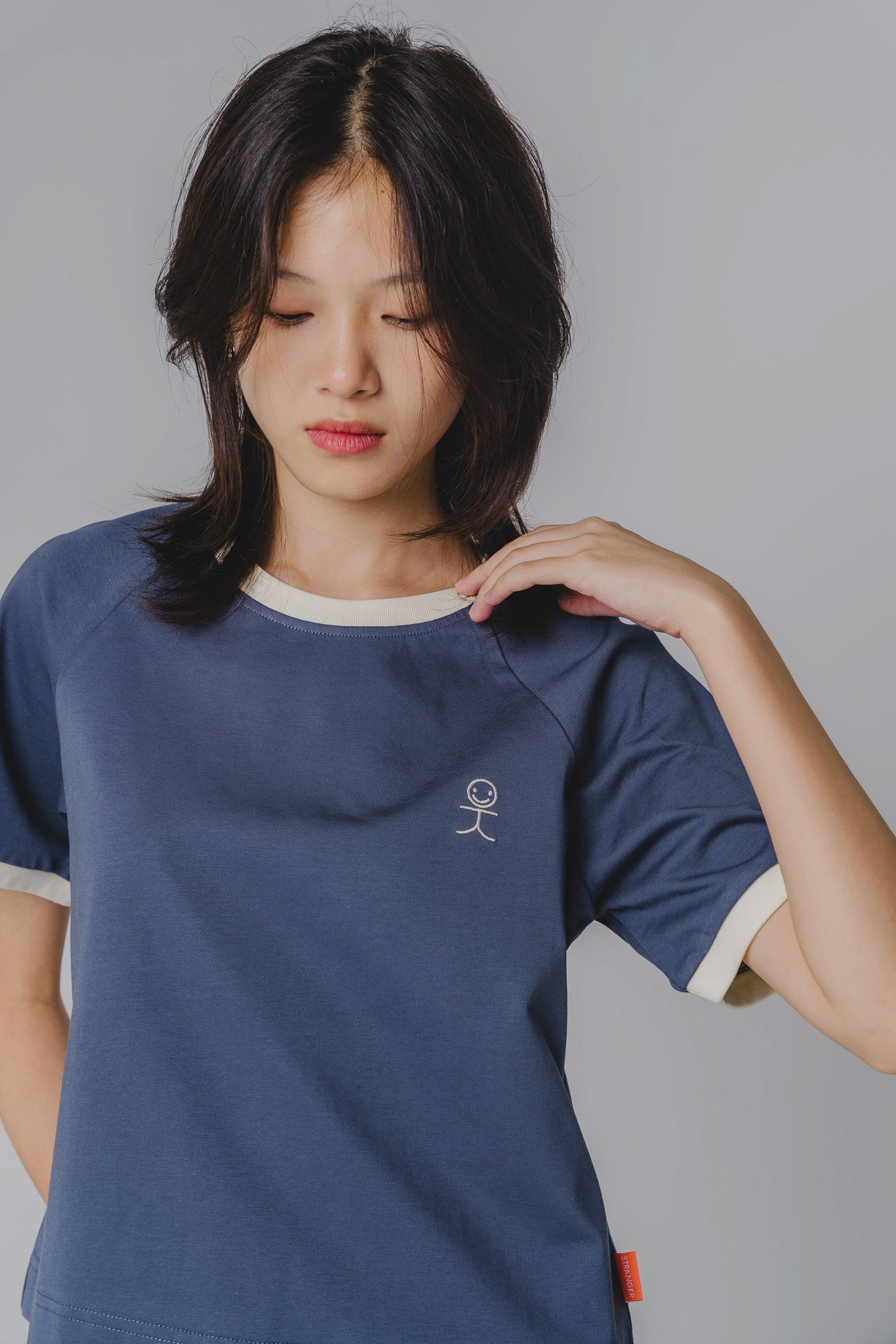 Smiley Logo Vintage Tee in Dark Blue & Cream