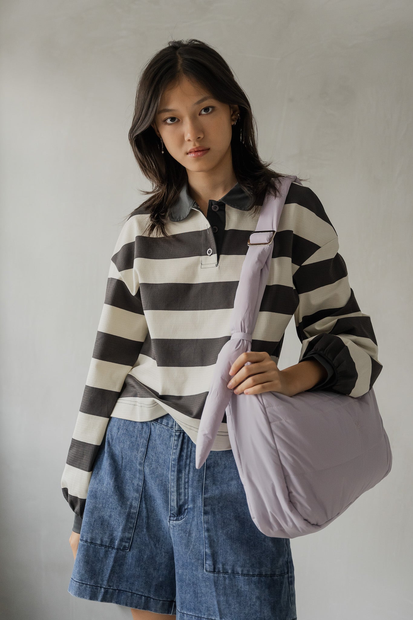 Puffy Sling Bag in Lilac