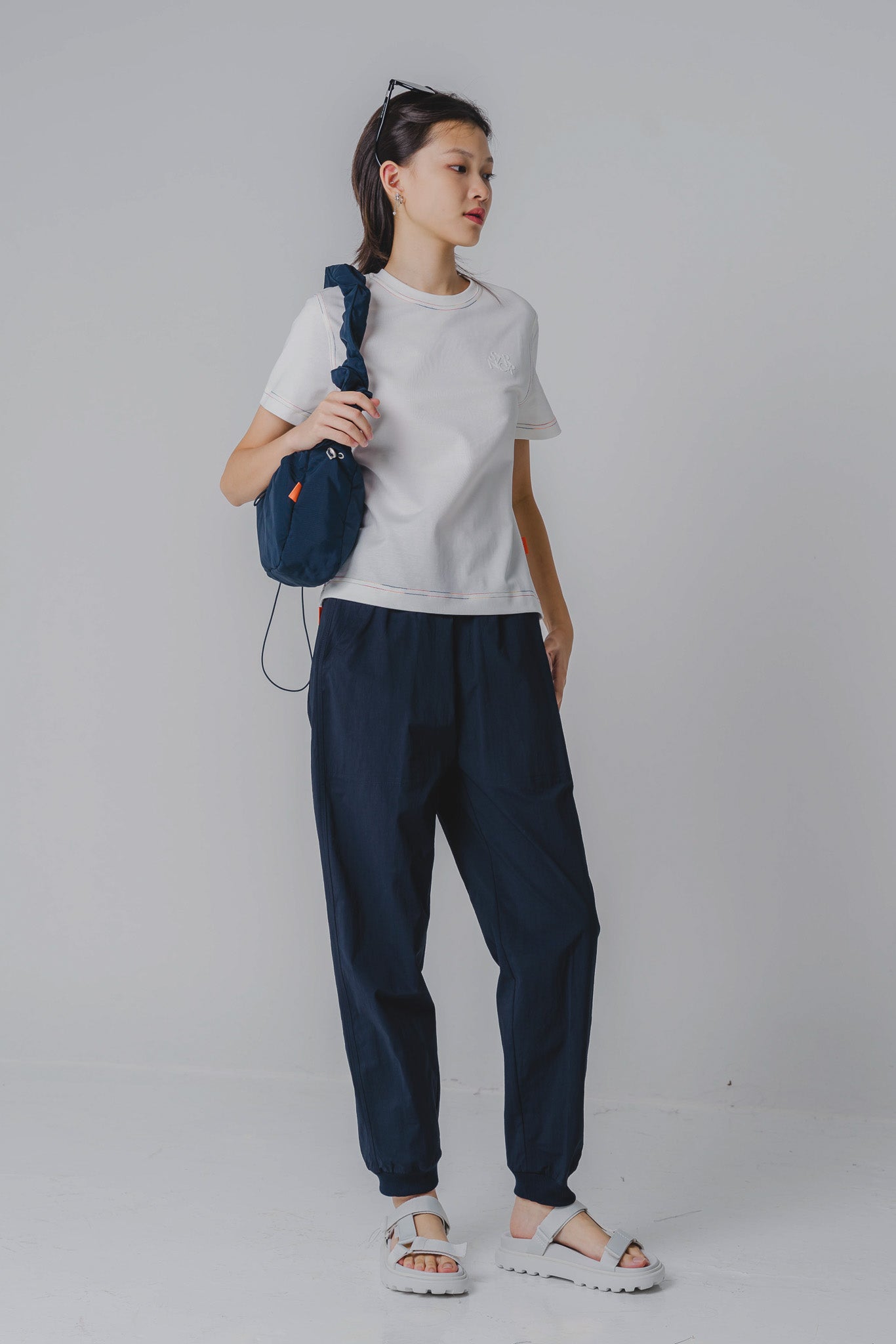 Relaxed Fit Cuffed Pants in Navy